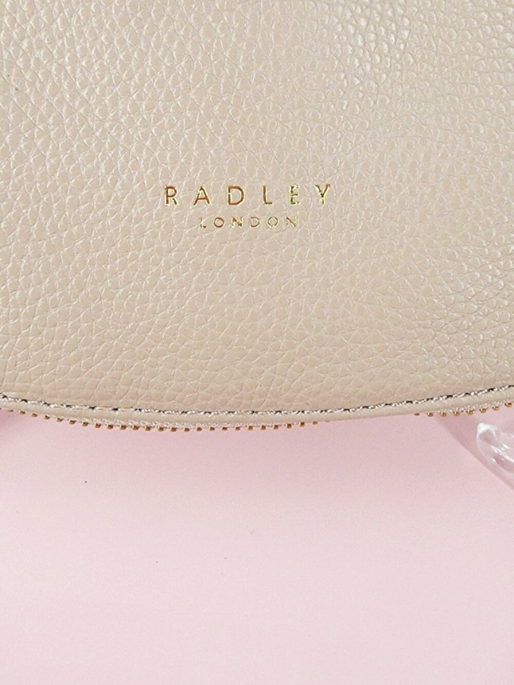 Radley London NWOT Blush Pebble Leather Pudding Lane Crossbody Hobo Bag Expands - Picture 3 of 16